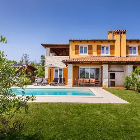 Rosalija Villa